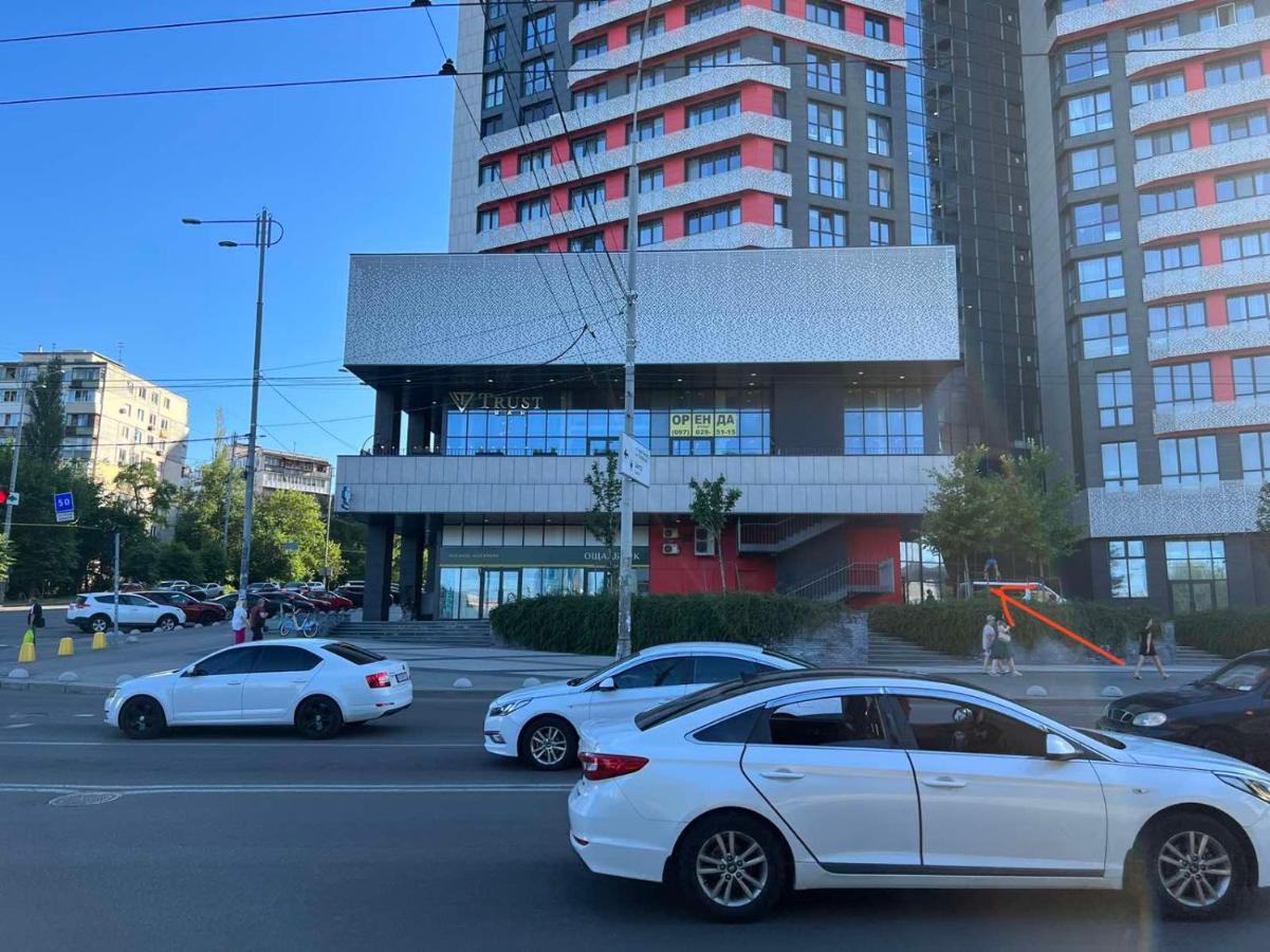 Квартира У Будинку З Власним Бомбосховищем Біля Жд Вокзалу 50 М2 Appartement Kiev Buitenkant foto