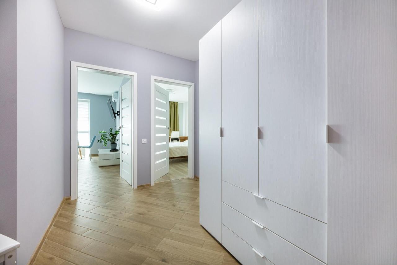 Квартира У Будинку З Власним Бомбосховищем Біля Жд Вокзалу 50 М2 Appartement Kiev Buitenkant foto