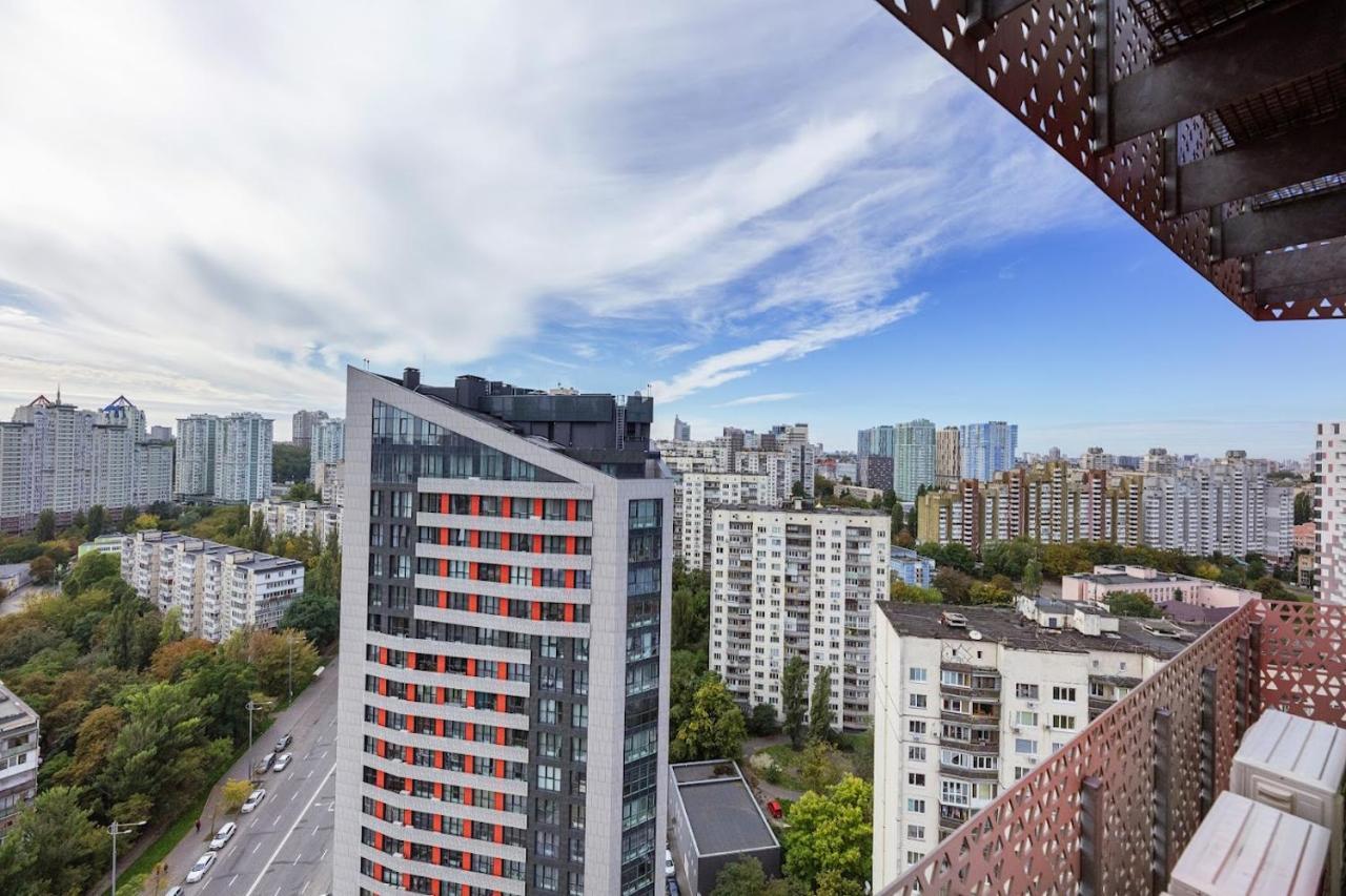 Квартира У Будинку З Власним Бомбосховищем Біля Жд Вокзалу 50 М2 Appartement Kiev Buitenkant foto
